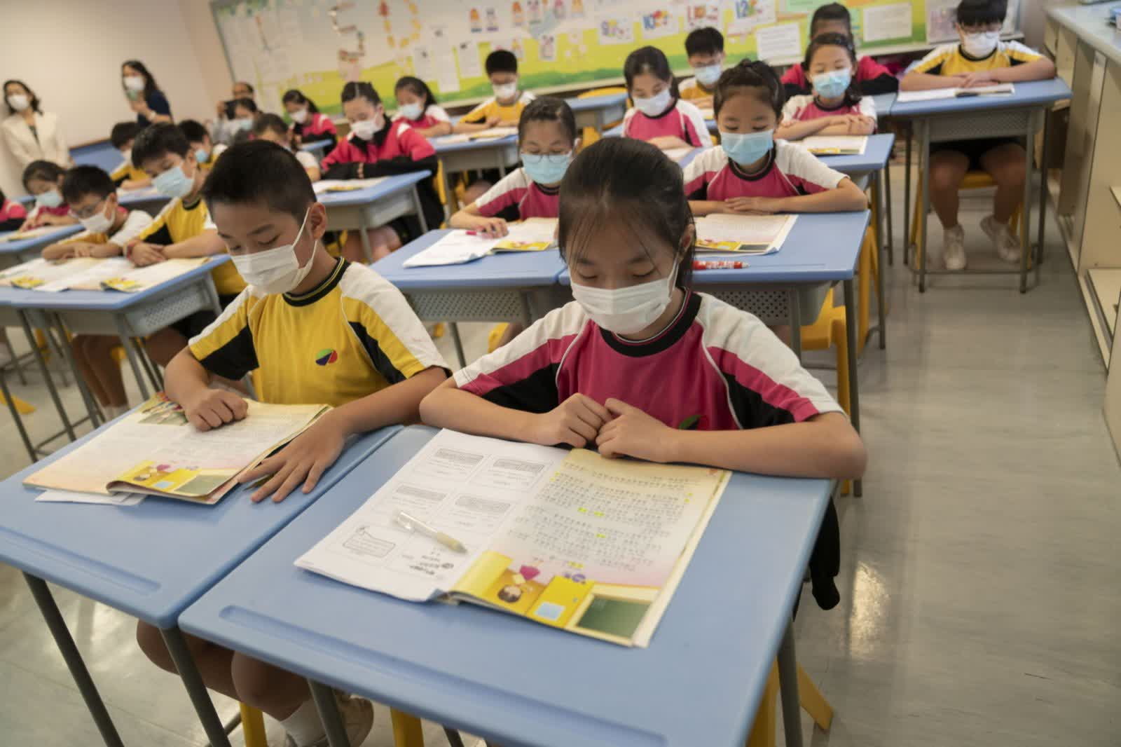 1月通关？这次不是“狼来了”！港校学位有限，港宝回港上学需趁早！